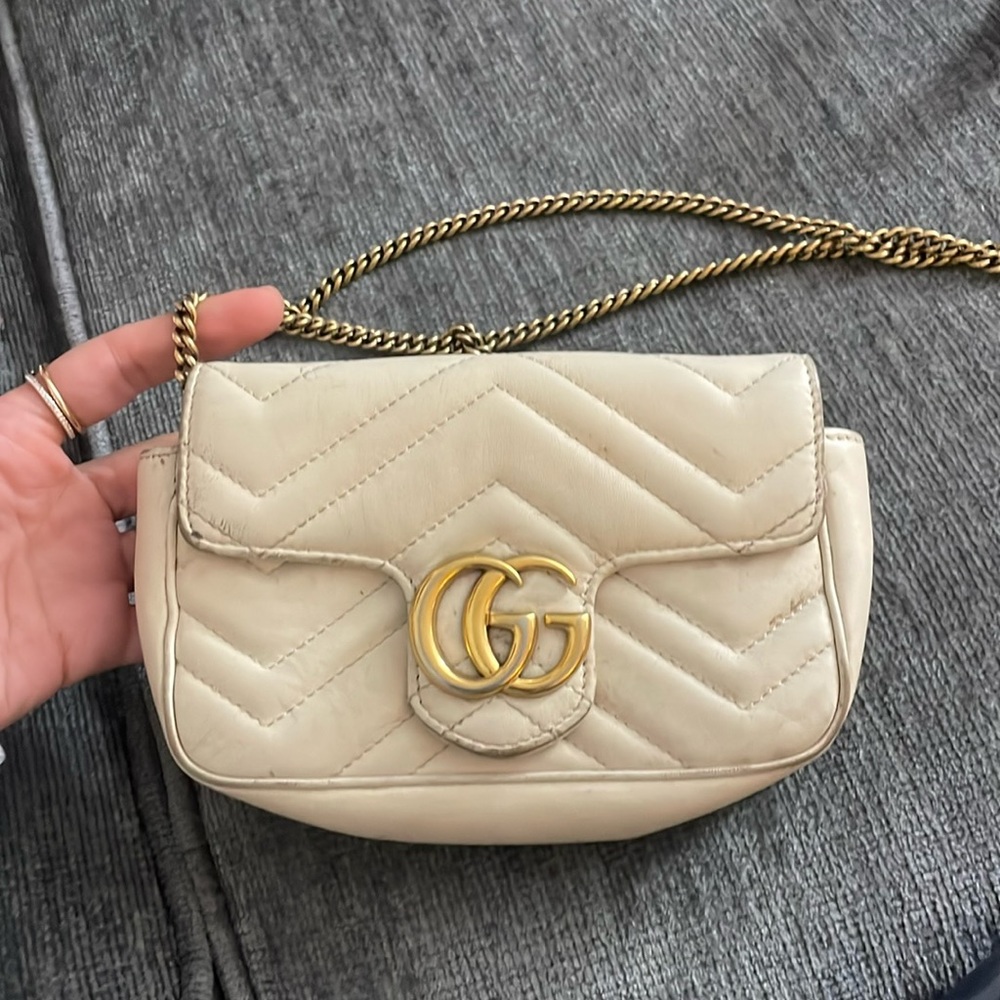 Gucci bag - discoloration and scuffs